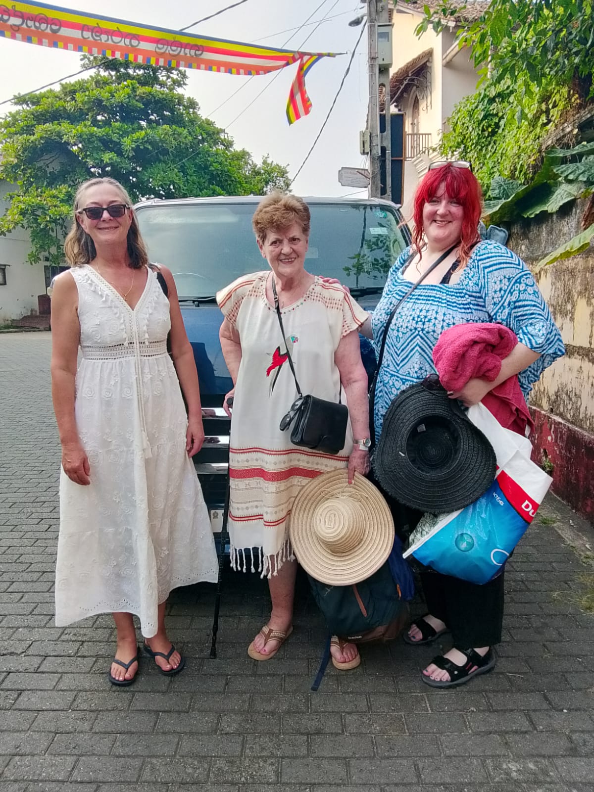 Travelers ready for their Sri Lanka adventure